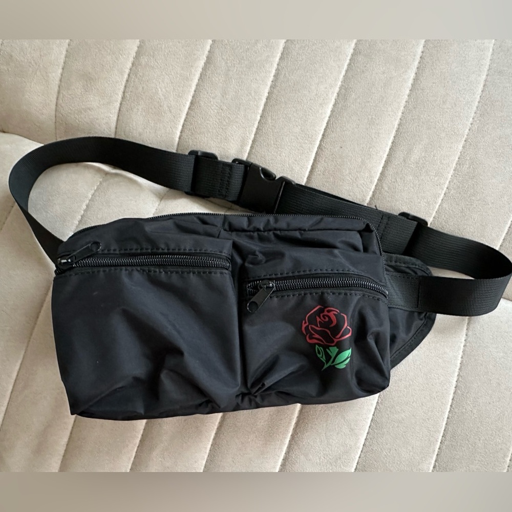 Convertible backpack fanny pack